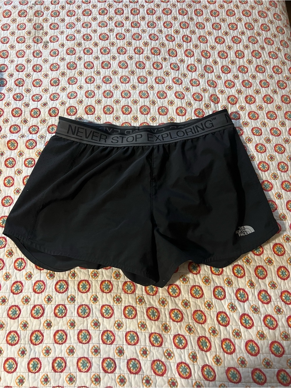 North Face Black Flash Dry Activewear Shorts size large